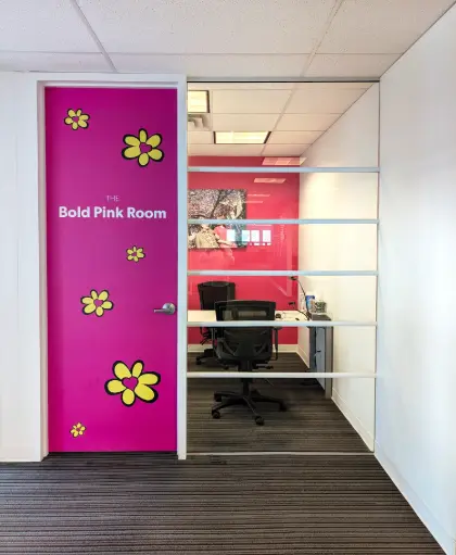 [NND-VIN-DOOR] Nurse Next Door Core Door Wrap